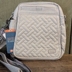 NWT Lug Crossbody Flapper Silver Bag